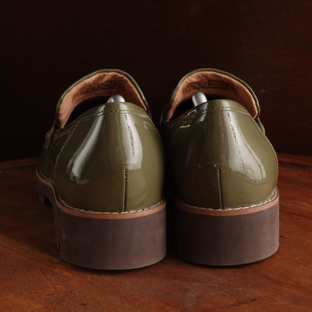 Vionic Loafers Womens SZ 8 Green Cheryl Patent Leather Comfort Preppy Twee Shoes - Picture 7 of 13
